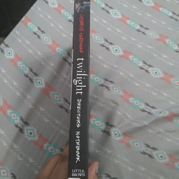 Twilight: Director's Notebook - Picture 3 of 5